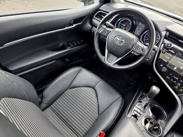 Used 2019 Toyota Camry SE w/ Audio Package FWD image 28