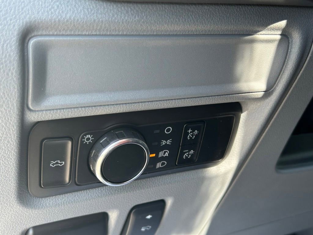 Used 2025 Ford F150 Lightning XLT AWD/4WD image 65