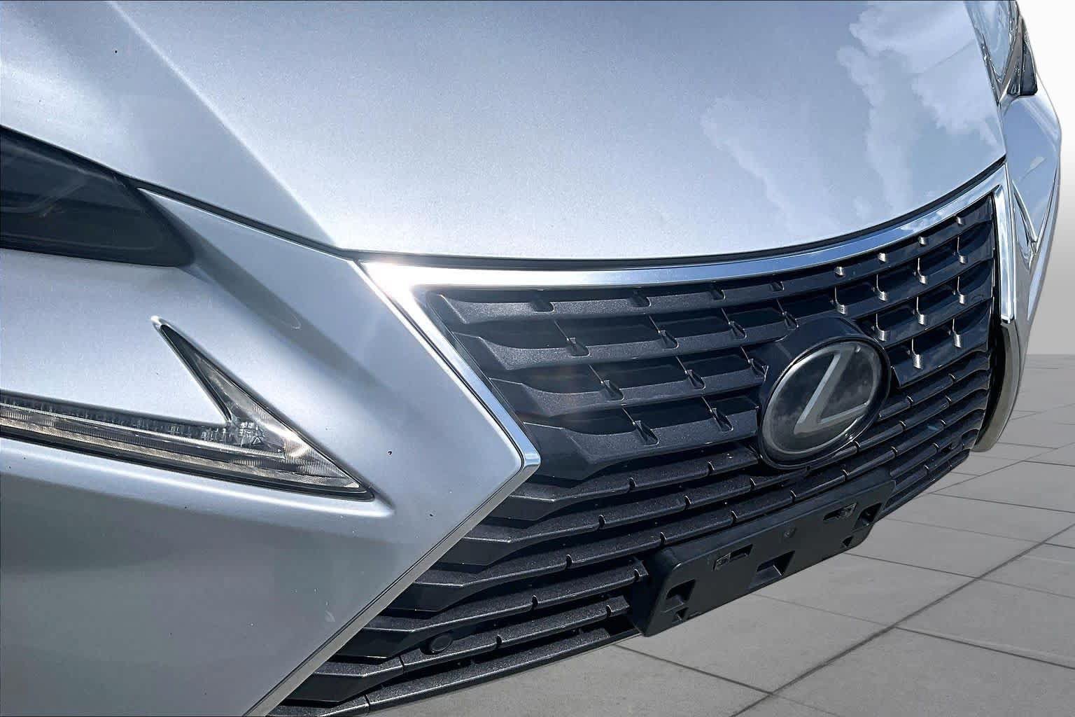 Used 2018 Lexus NX 300 FWD w/ Premium Package image 28
