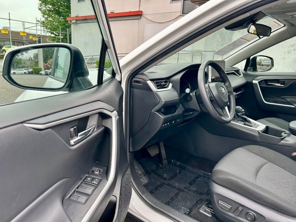 Certified 2024 Toyota RAV4 XLE w/ Convenience Package AWD/4WD image 9