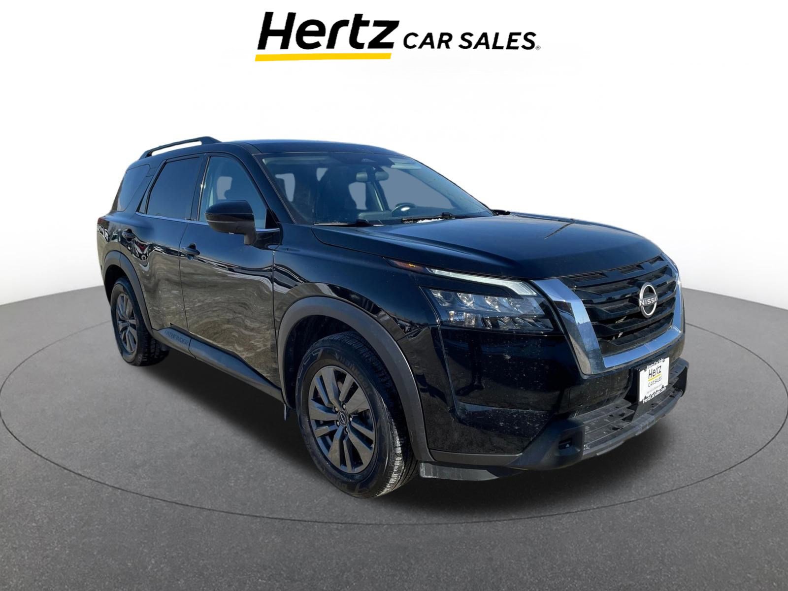 Used 2025 Nissan Pathfinder SV image 1