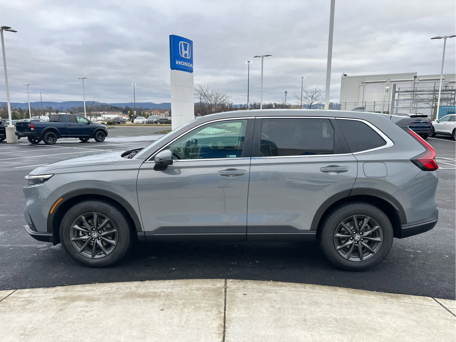 New 2026 Honda CR-V EX-L image 5