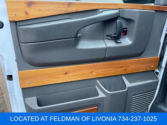 Used 2015 GMC Savana 2500 Work Van image 17