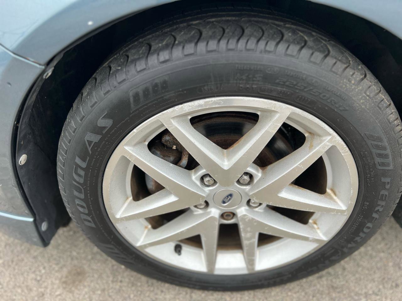 Used 2012 Ford Fusion SEL FWD image 2