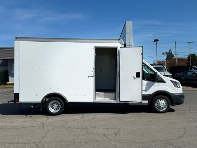 Used 2023 Ford Transit 350 DRW image 3