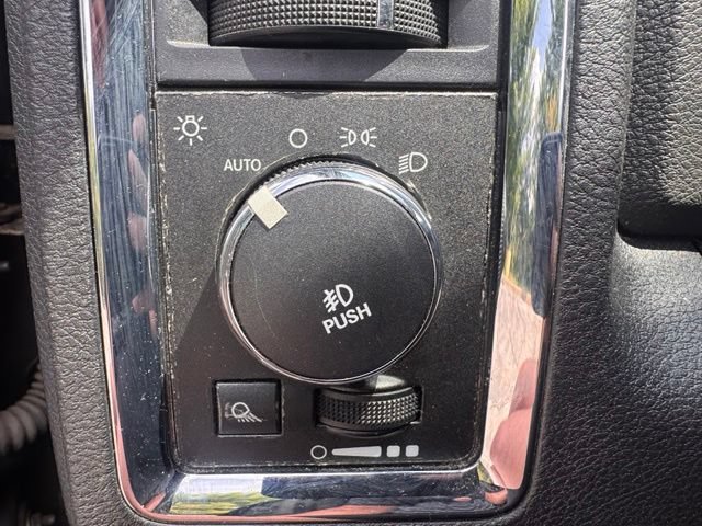Used 2011 RAM 3500 Laramie w/ Cold Weather Group RWD image 26