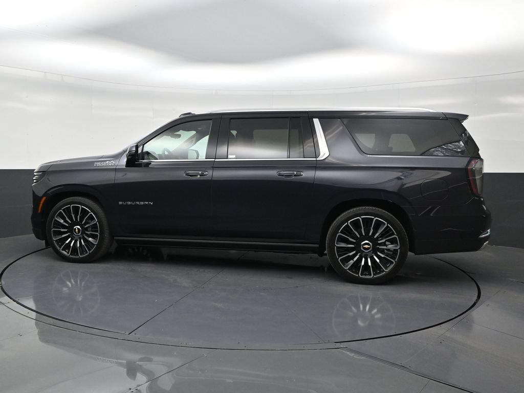Certified 2026 Chevrolet Suburban High Country AWD/4WD image 2