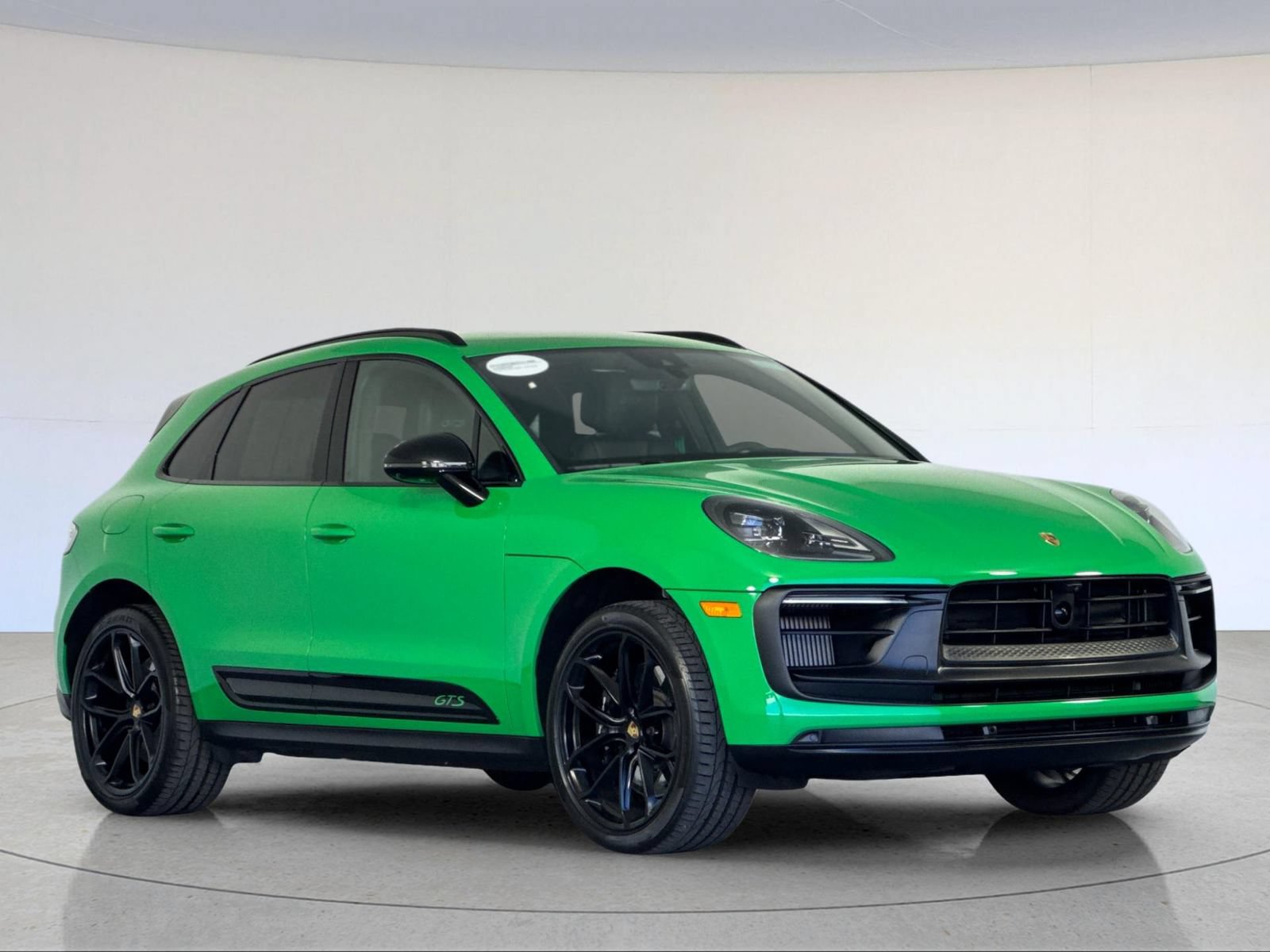 Certified 2023 Porsche Macan GTS w/ GTS Sport Package AWD/4WD image 10
