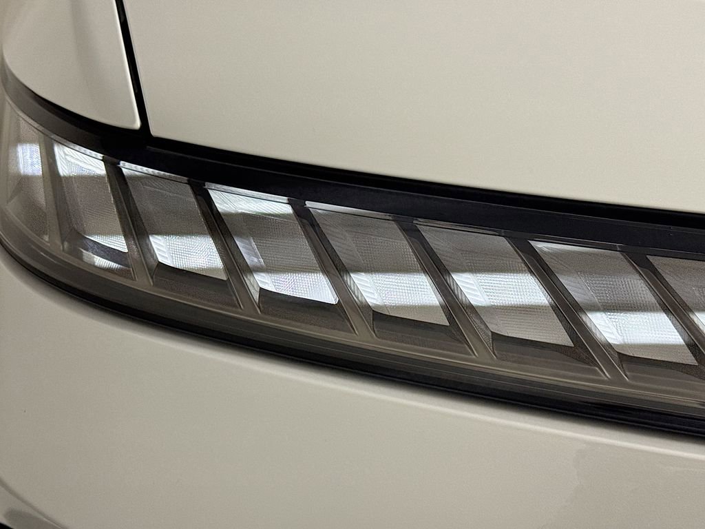 Certified 2026 INFINITI QX80 Autograph w/ Premium Cargo Package image 42