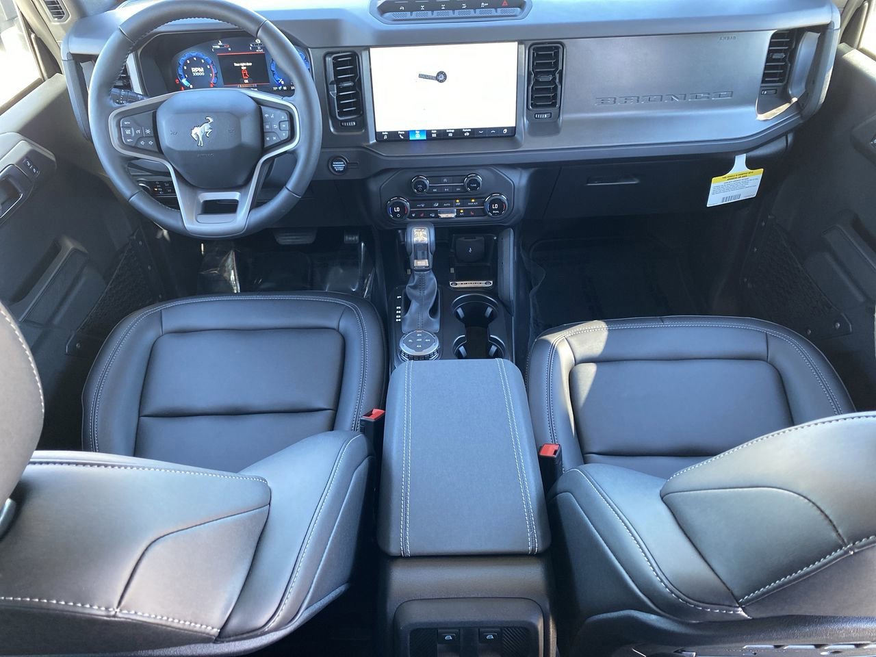 New 2025 Ford Bronco Badlands w/ Sasquatch Package AWD/4WD image 12