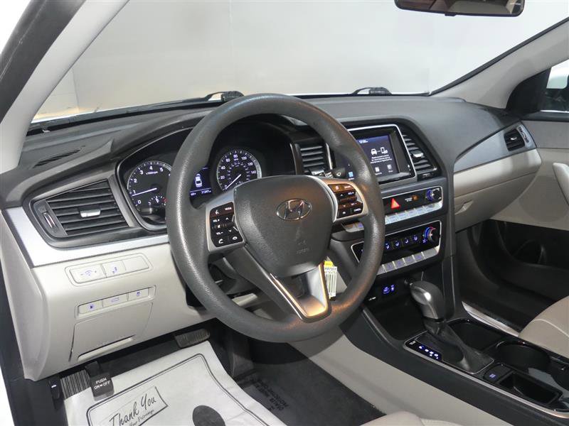 Used 2019 Hyundai Sonata SE FWD image 23