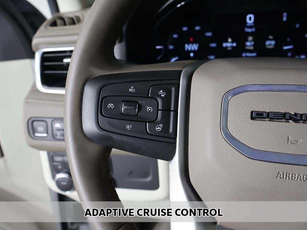 Used 2024 GMC Yukon Denali AWD/4WD image 6