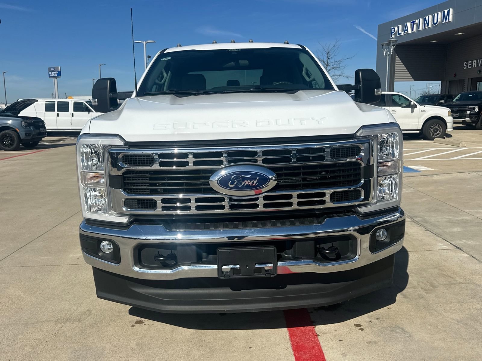 Used 2025 Ford F350 XLT image 8