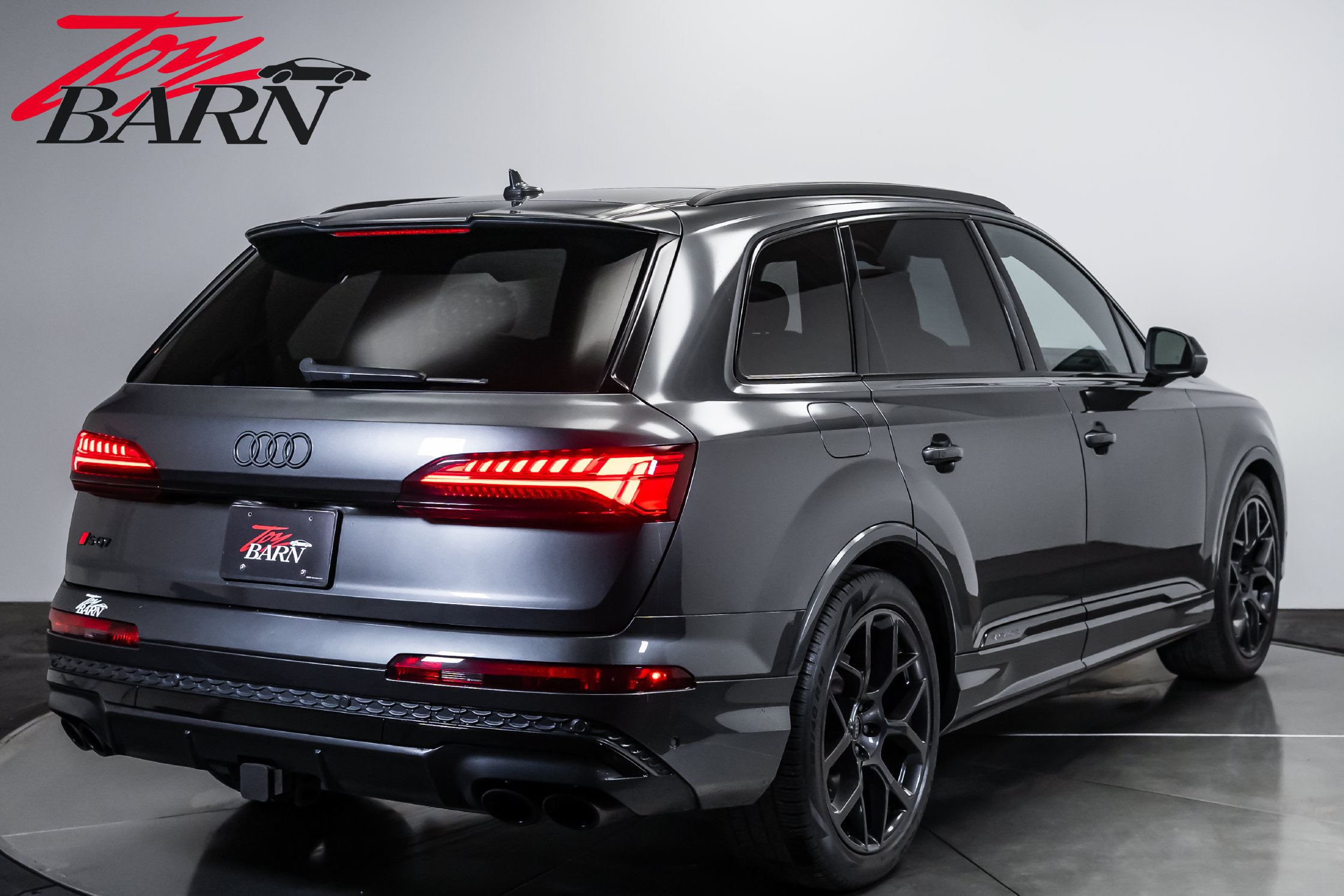Used 2025 Audi SQ7 Premium Plus AWD/4WD image 5