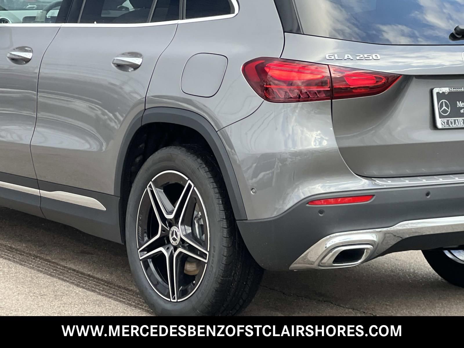 New 2026 Mercedes-Benz GLA 250 4MATIC image 4