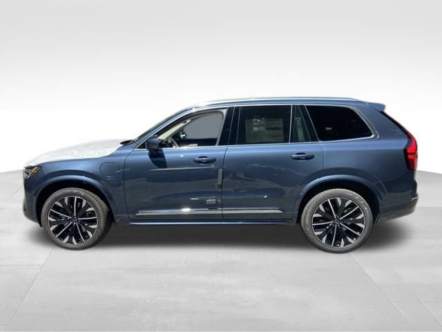 New 2026 Volvo XC90 T8 Ultra w/ Protection Package Premier AWD/4WD image 4