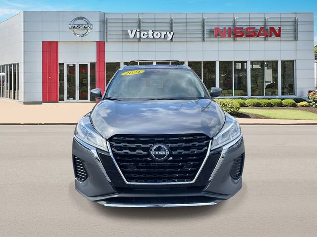 Certified 2024 Nissan Kicks SV w/ Interior Electronics Package FWD image 8