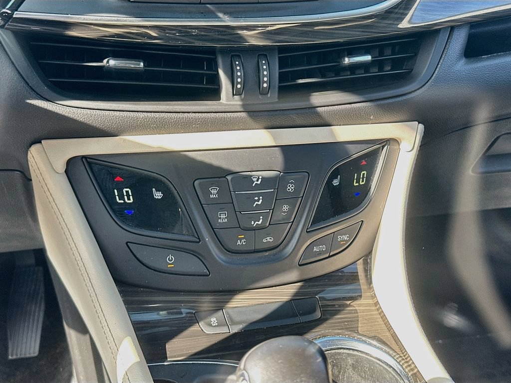 Used 2020 Buick Envision Preferred FWD image 14