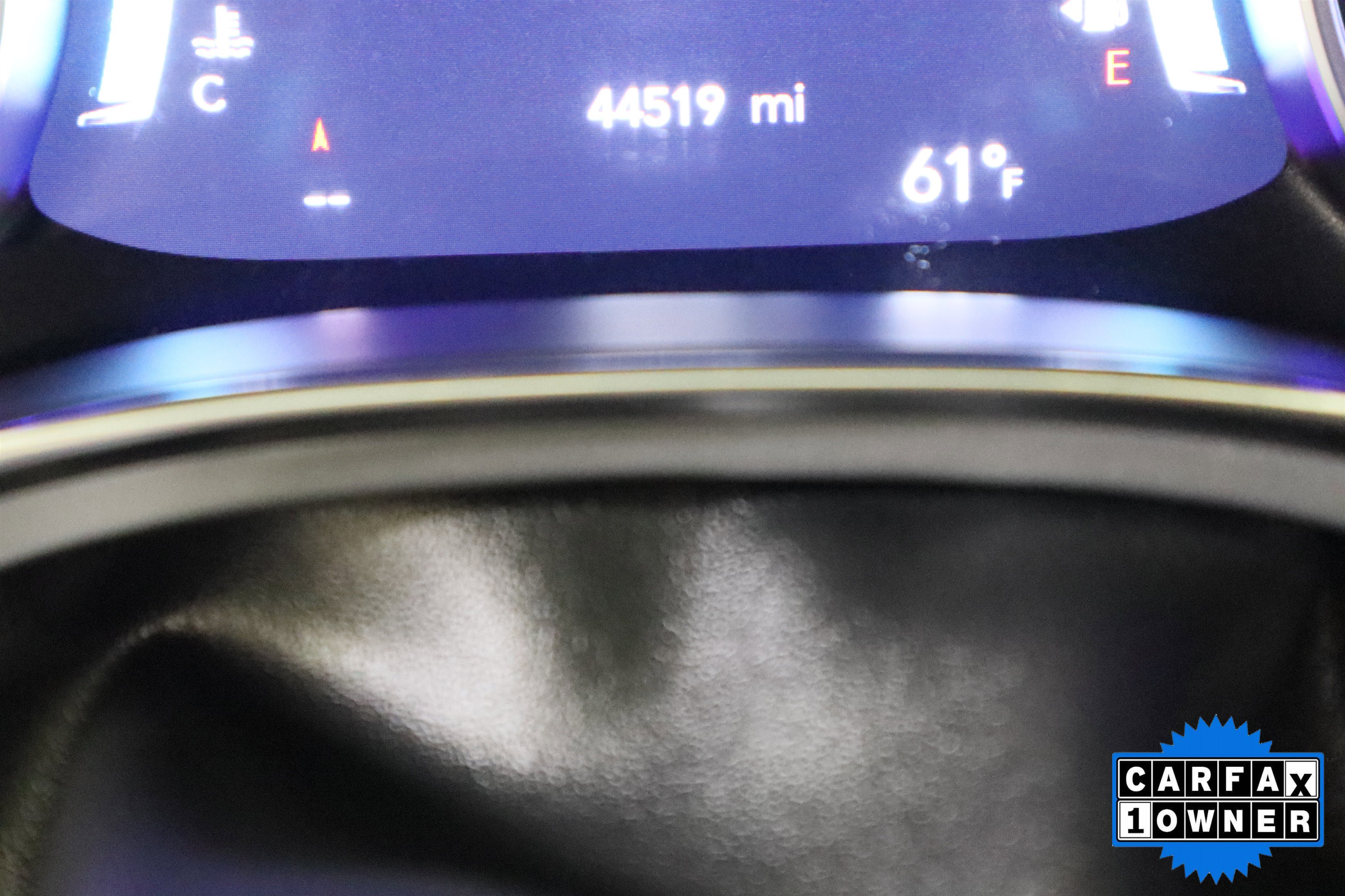 Used 2025 Chrysler Pacifica Limited image 20