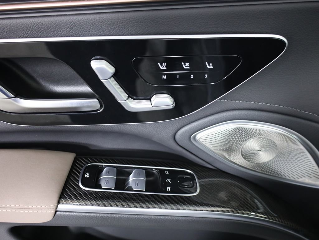 Used 2025 Mercedes-Benz EQS AMG 4MATIC image 10