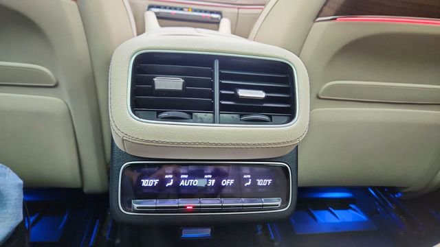 Used 2024 Mercedes-Benz GLS 450 4MATIC image 42