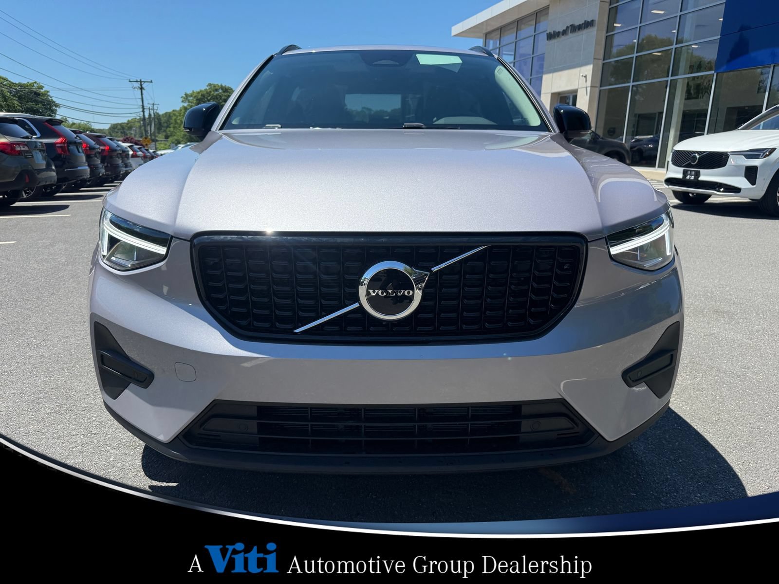 Used 2026 Volvo XC40 B5 Core w/ Protection Package Premier AWD/4WD image 3