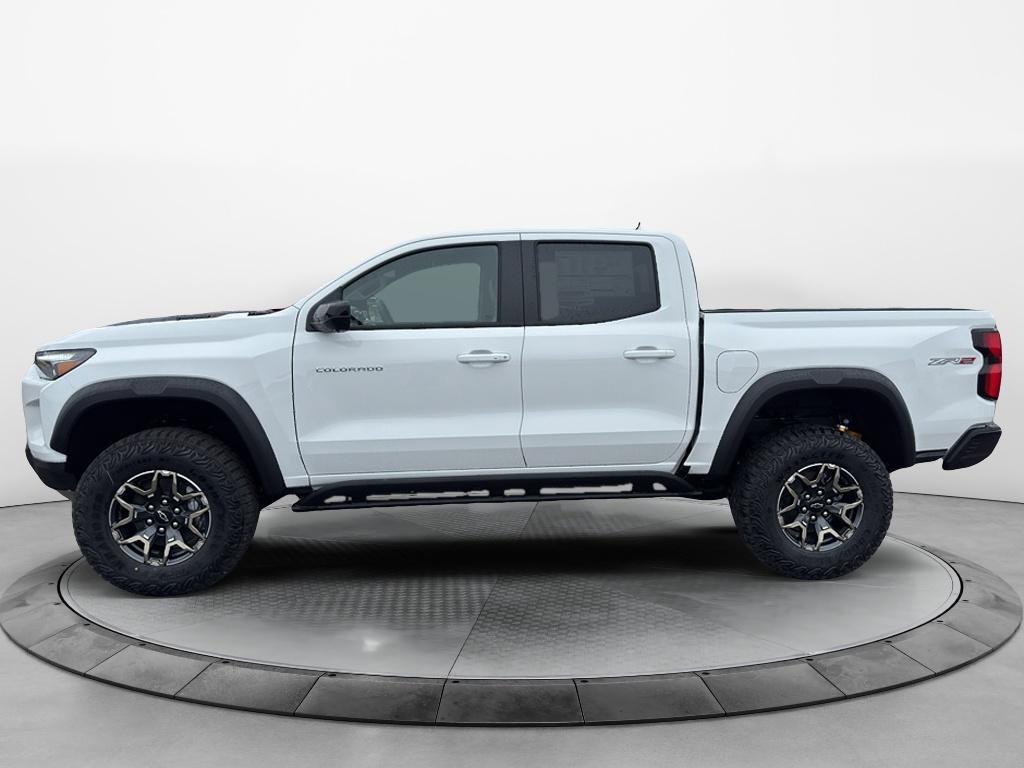 New 2026 Chevrolet Colorado ZR2 w/ Technology Package AWD/4WD image 2