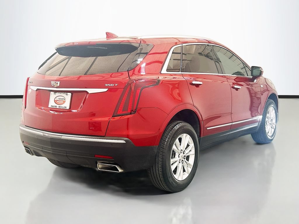 Used 2023 Cadillac XT5 Luxury w/ LPO, Floor Liner Package FWD image 4