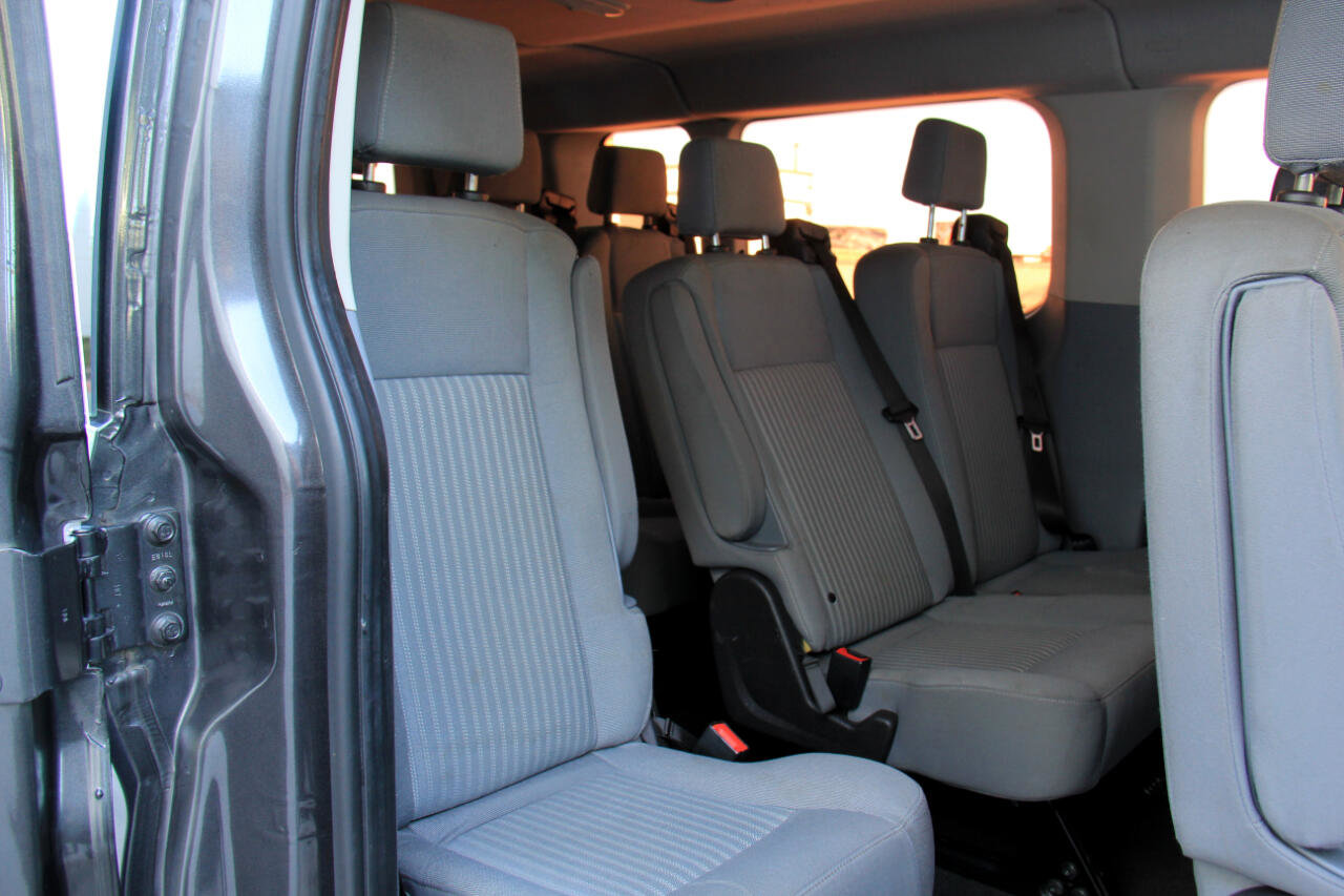 Used 2018 Ford Transit 350 XLT image 19