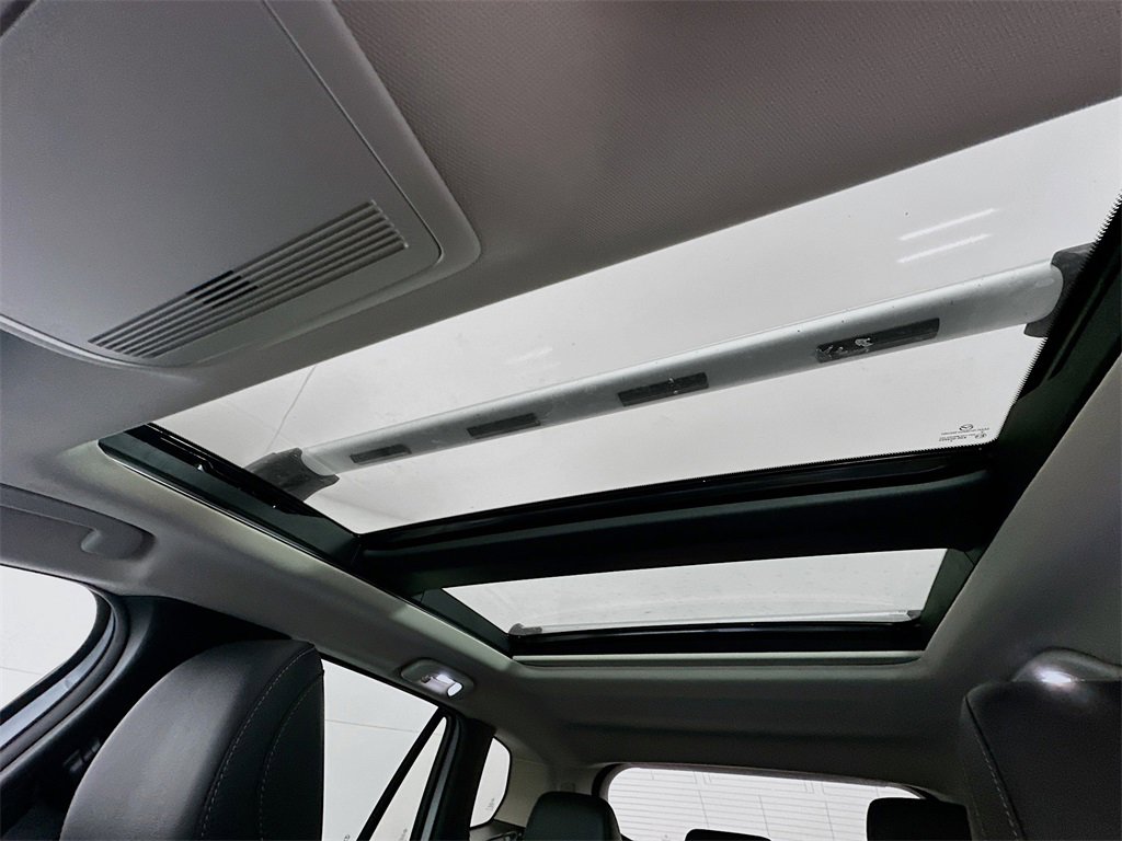 Certified 2025 MAZDA CX-50 AWD 2.5 S w/ Premium Package image 15