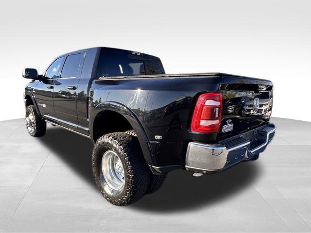 Used 2022 RAM 3500 Limited AWD/4WD image 6