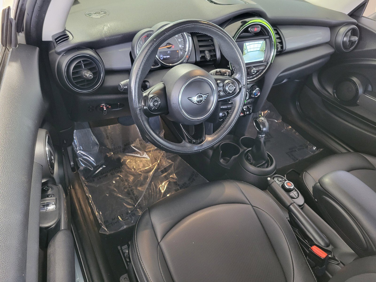 Used 2019 MINI Cooper 2-Door Hardtop FWD image 12