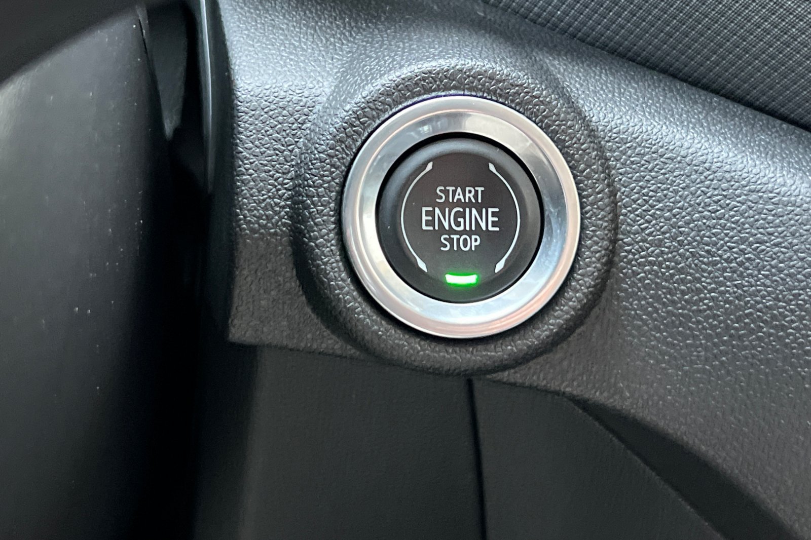 Used 2021 Chevrolet TrailBlazer LT w/ Convenience Package FWD image 28