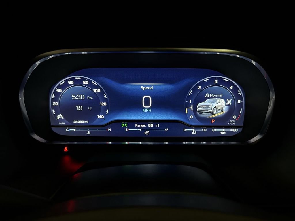 Used 2023 Chevrolet Tahoe Z71 w/ Luxury Package image 12