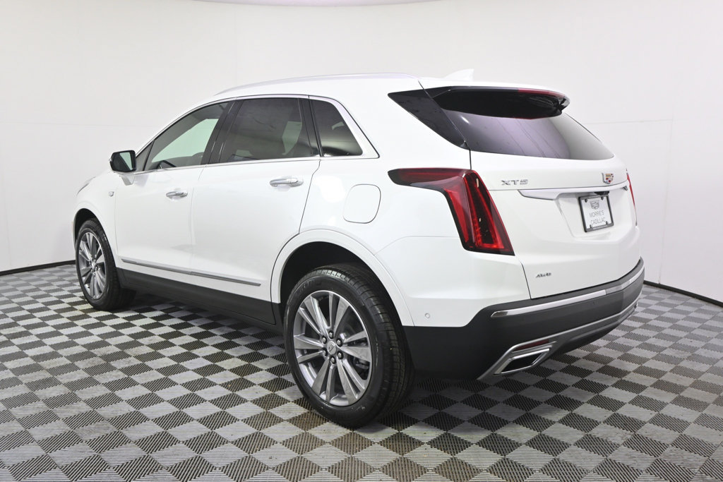 New 2026 Cadillac XT5 Premium Luxury w/ Driver Assist Package AWD/4WD image 3
