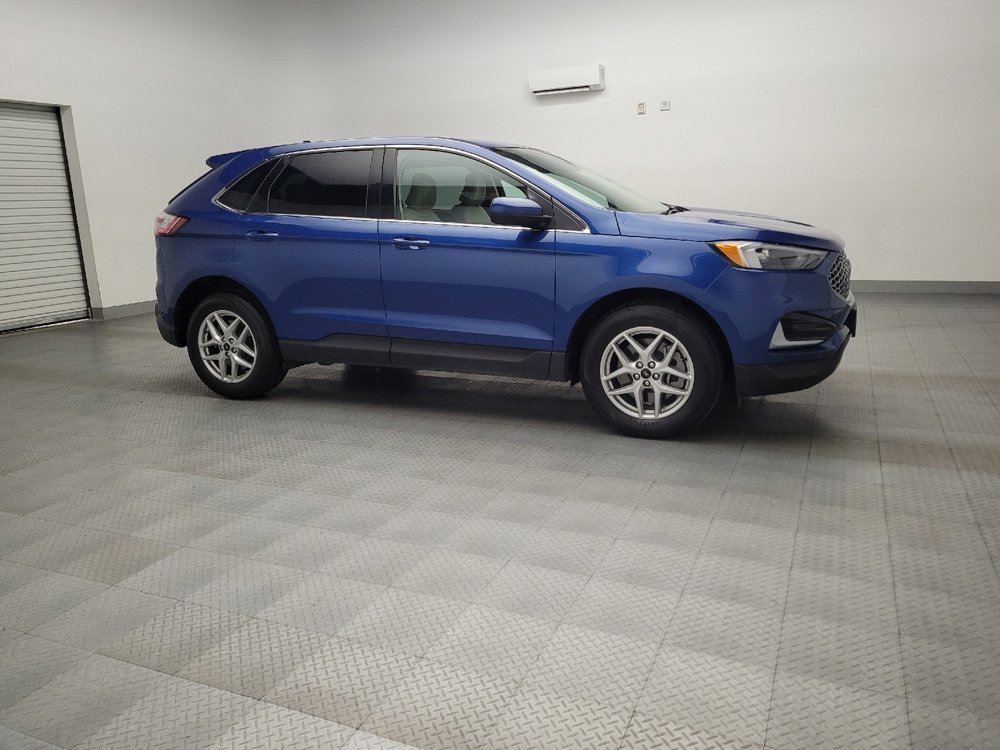 Used 2024 Ford Edge SEL image 11