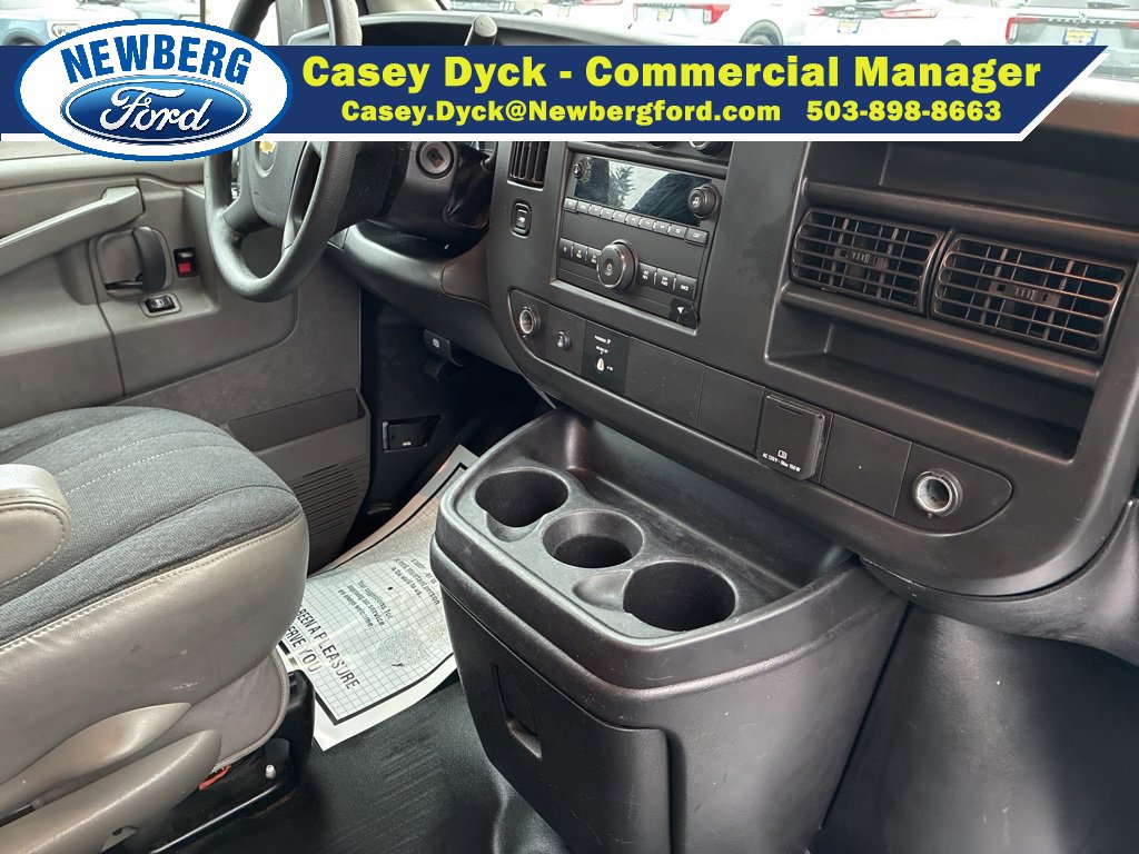 Used 2018 Chevrolet Express 2500 w/ Driver Convenience Package image 25