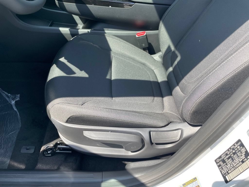 New 2026 Hyundai Tucson Blue SE AWD/4WD image 11
