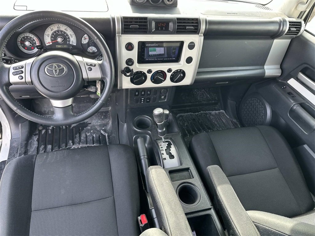 Used 2014 Toyota FJ Cruiser 4WD w/ Upgrade Package image 13
