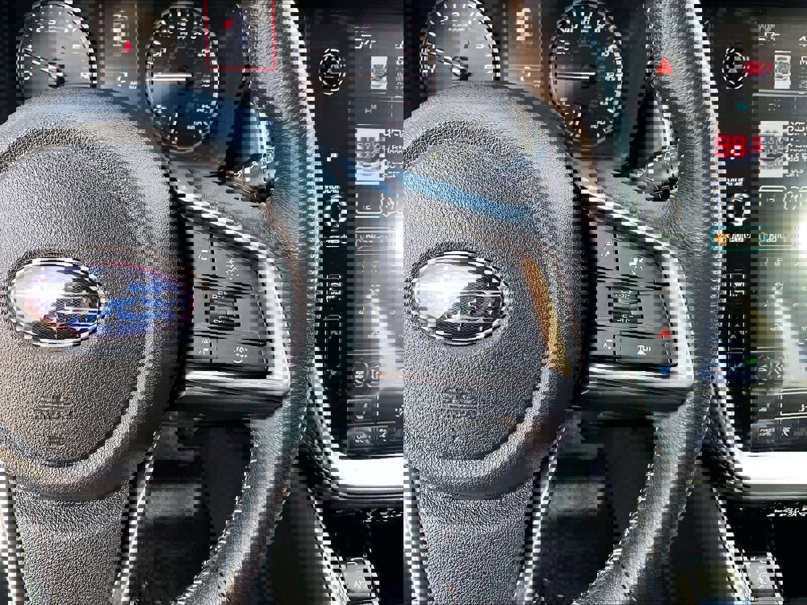 Used 2024 Subaru Outback Premium image 25