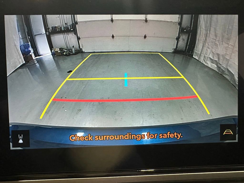 Used 2026 Toyota Camry SE FWD image 38