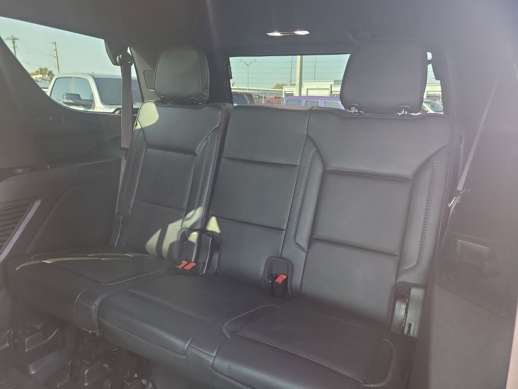 Used 2021 GMC Yukon Denali AWD/4WD image 17