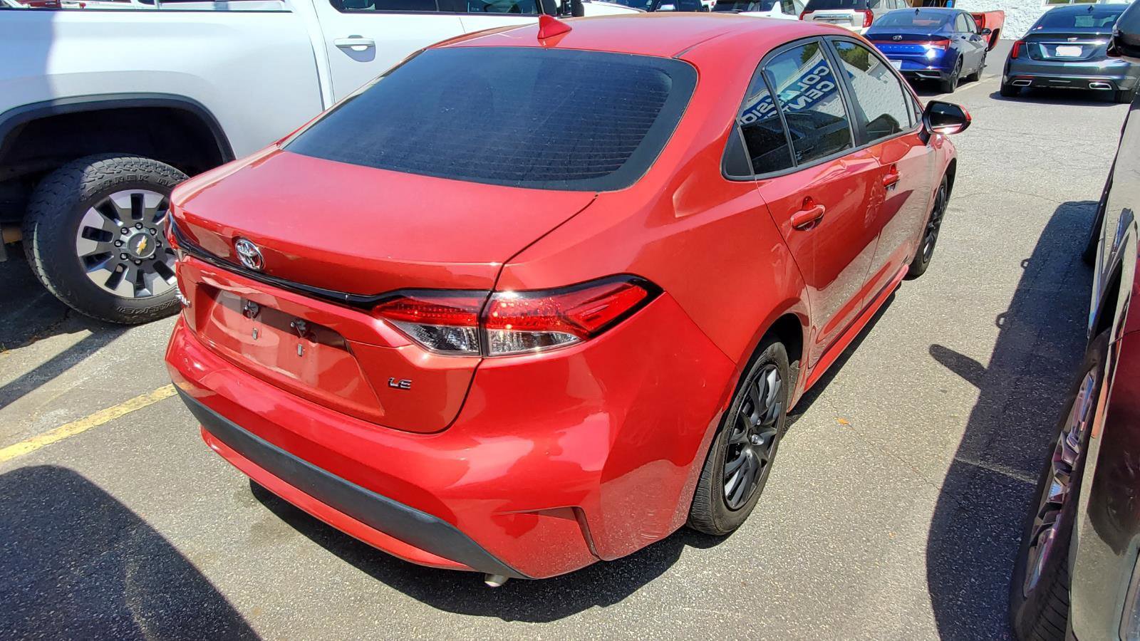 Used 2020 Toyota Corolla LE image 9