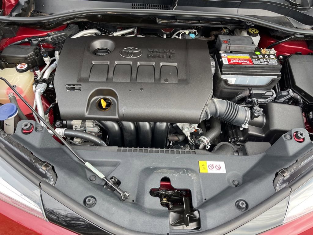 Used 2018 Toyota C-HR XLE image 11