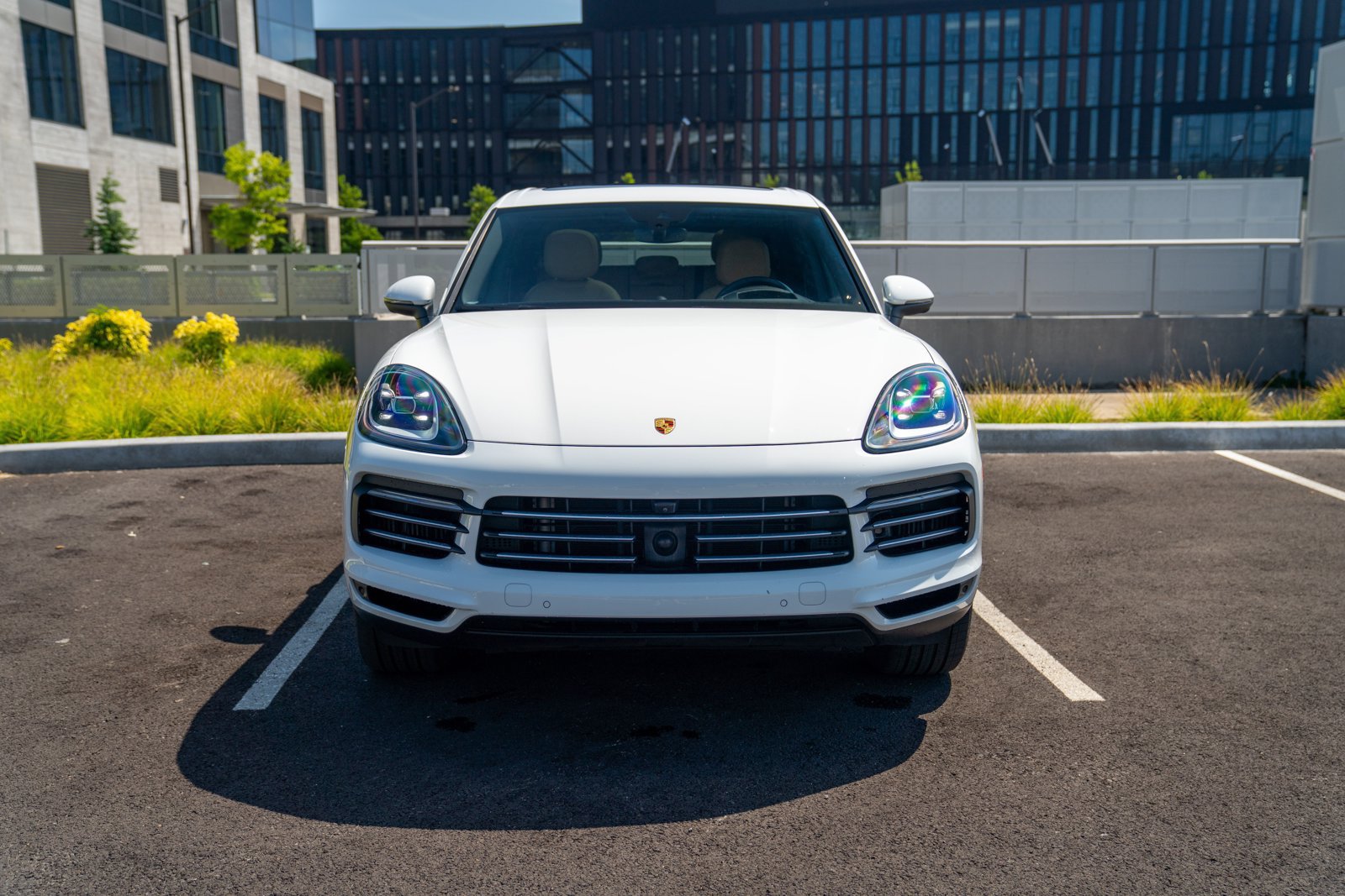 Certified 2022 Porsche Cayenne AWD/4WD image 6