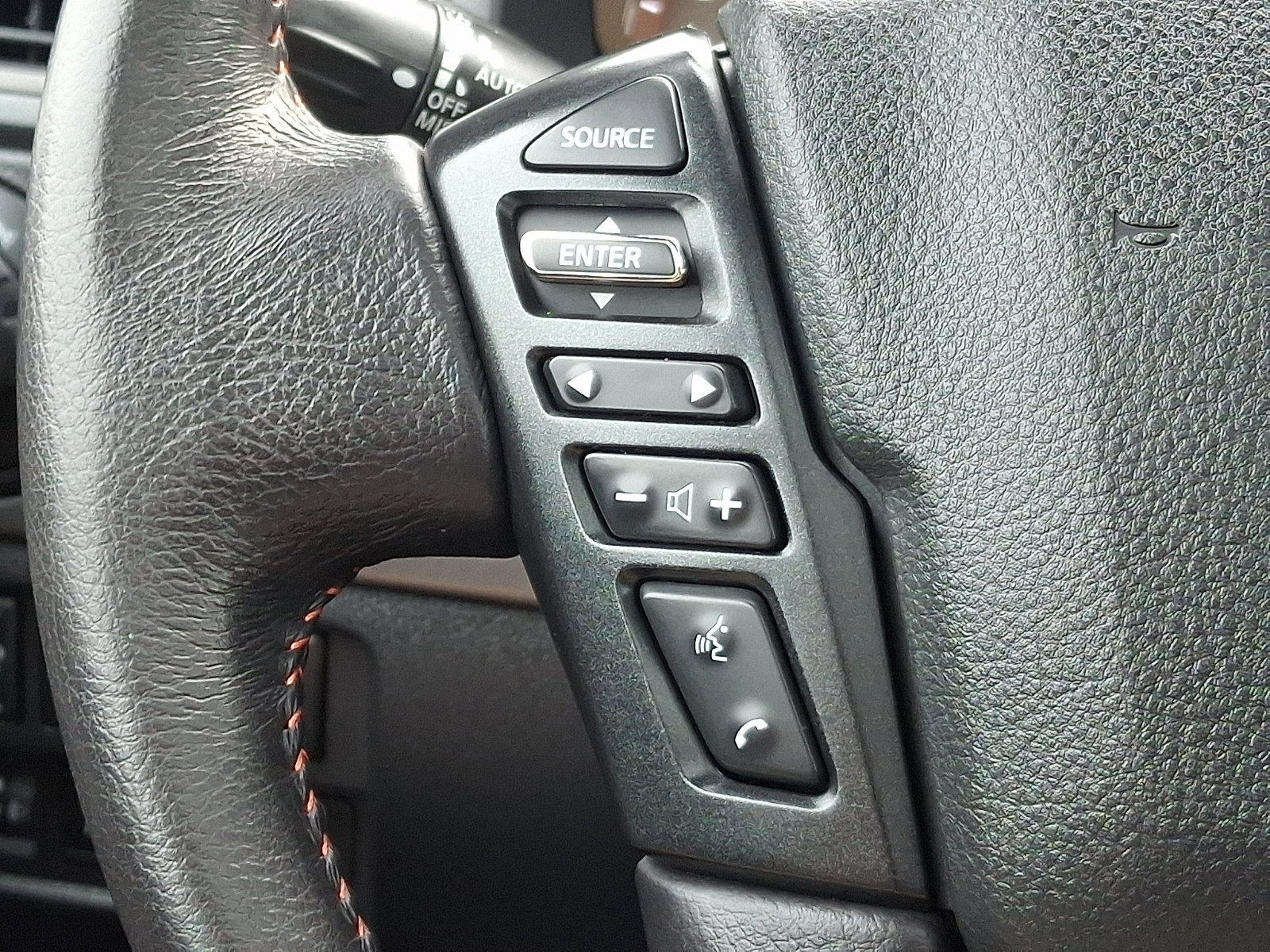 Certified 2024 Nissan Titan PRO-4X w/ Pro-4x Convenience Package AWD/4WD image 22