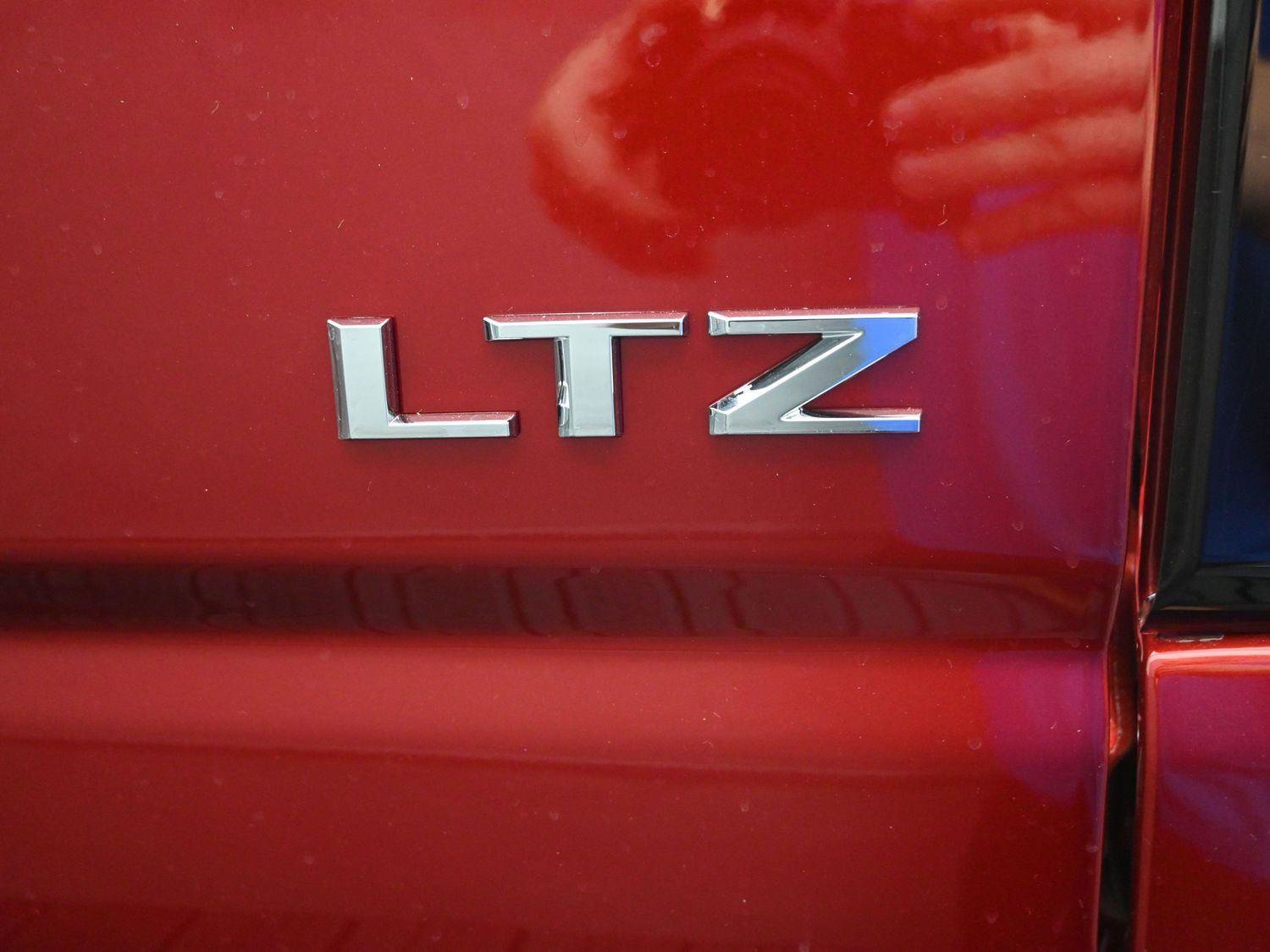 New 2026 Chevrolet Silverado 2500 LTZ w/ LTZ Premium Package image 19