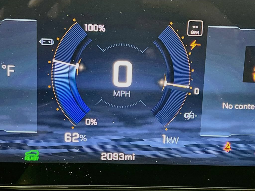 New 2026 Chevrolet Equinox EV LT FWD image 12