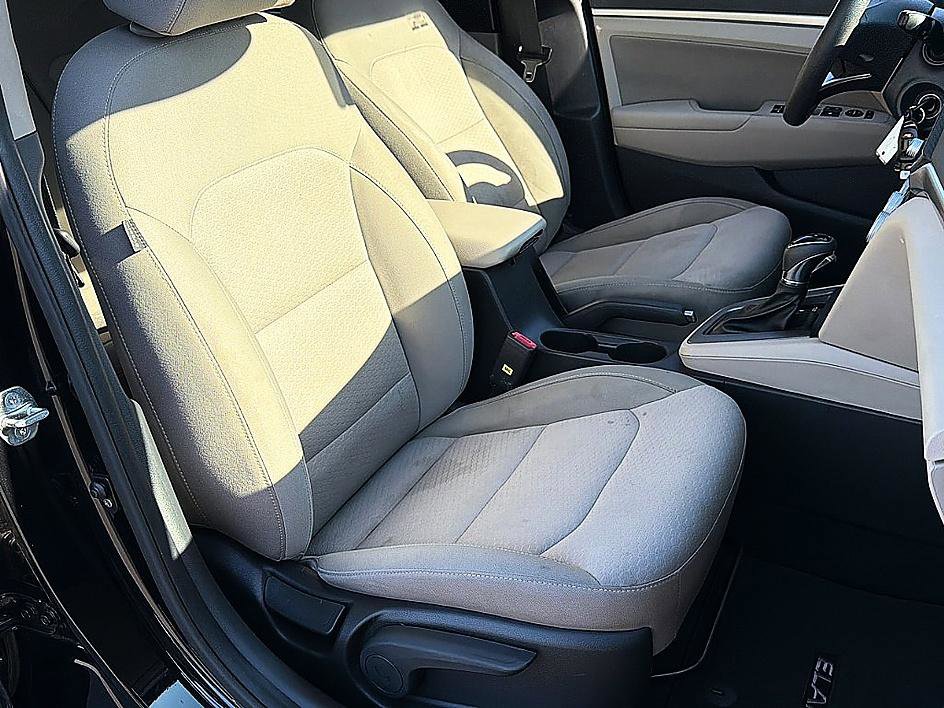 Used 2019 Hyundai Elantra SEL FWD image 22
