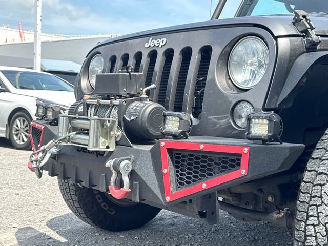 Used 2017 Jeep Wrangler Unlimited Sport w/ Connectivity Group AWD/4WD image 29